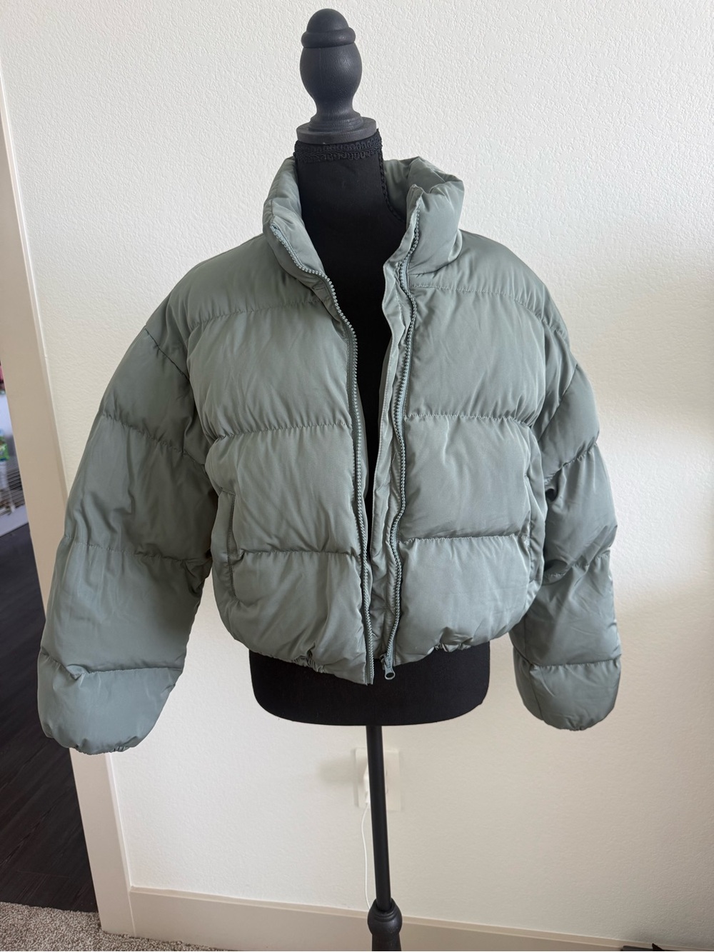Cropped Sage Puffer Jacket